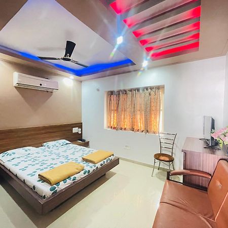 Hotel Rajdhani And Guest House Gujarat - Best Family Hotel In Halol Near Pavagadh And Halol Gidc 외부 사진