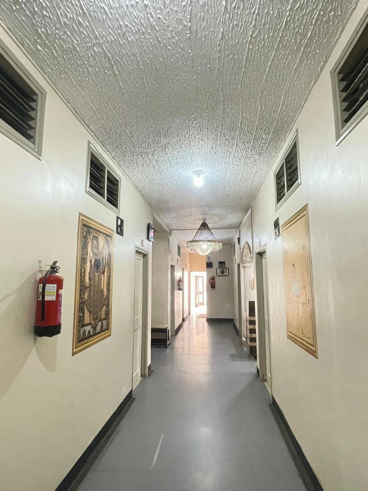 Hotel Rajdhani And Guest House Gujarat - Best Family Hotel In Halol Near Pavagadh And Halol Gidc 외부 사진